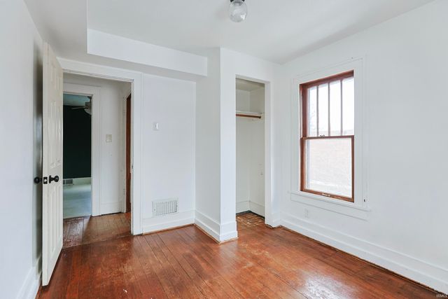 822 E Ewing Avenue, South Bend, IN 46613