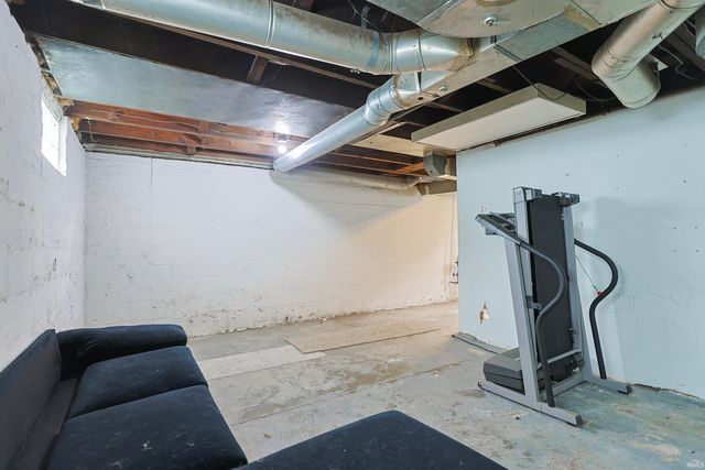 822 E Ewing Avenue, South Bend, IN 46613