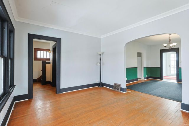 822 E Ewing Avenue, South Bend, IN 46613