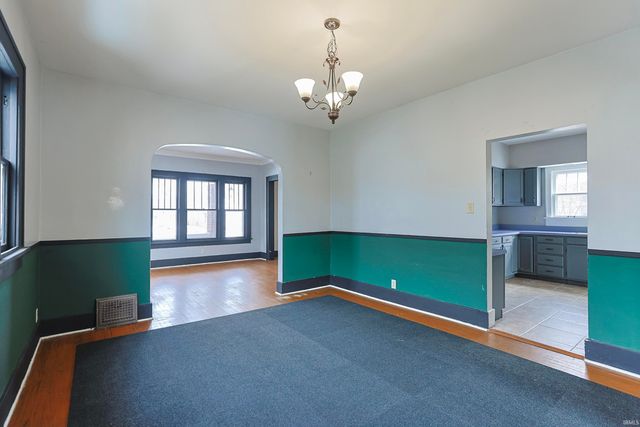 822 E Ewing Avenue, South Bend, IN 46613