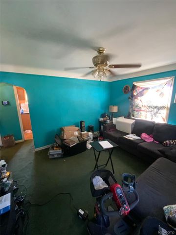 4643 Winifred Street, Wayne, MI 48184