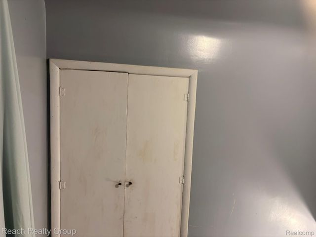 15015 Troester Street, Detroit, MI 48205