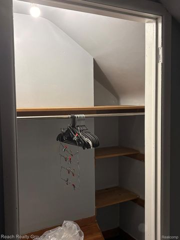 15015 Troester Street, Detroit, MI 48205