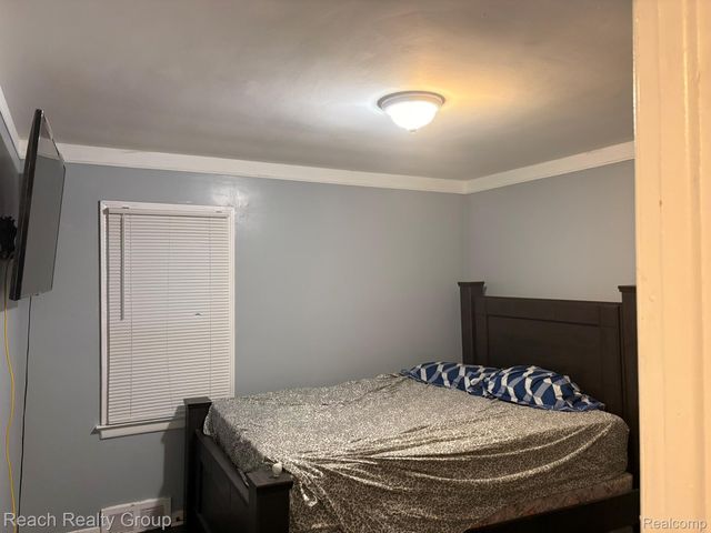 15015 Troester Street, Detroit, MI 48205