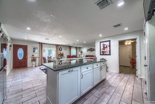 4339 Bright Sun, San Antonio, TX 78217