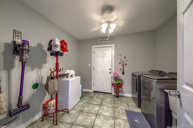 4339 Bright Sun, San Antonio, TX 78217