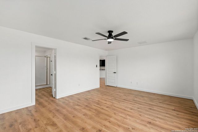 11005 Almond Wood, Live Oak, TX 78233