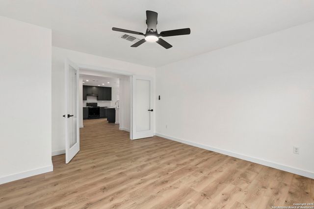 11005 Almond Wood, Live Oak, TX 78233