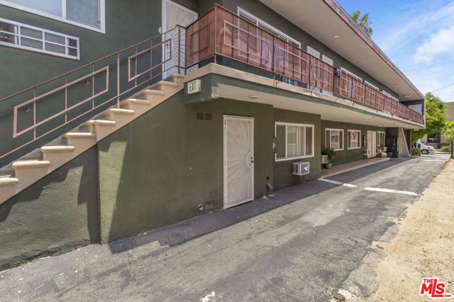 1001 E Acacia Avenue, Glendale, CA 91205