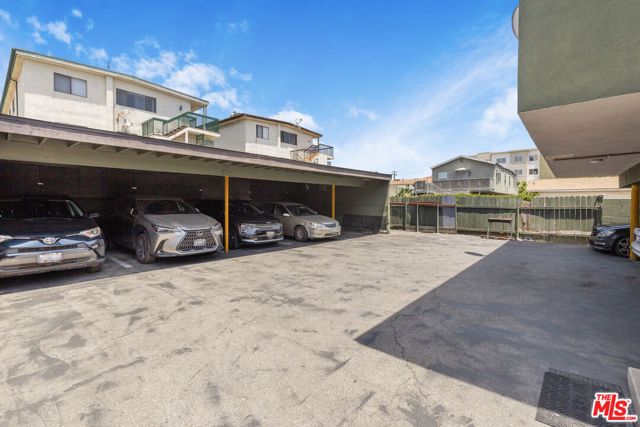 1001 E Acacia Avenue, Glendale, CA 91205