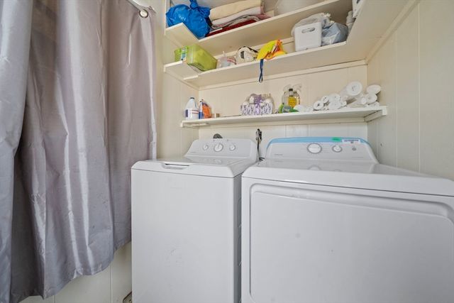 14 Foster St, Avon, MA 02322