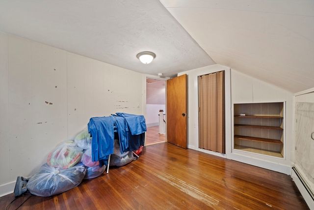 14 Foster St, Avon, MA 02322