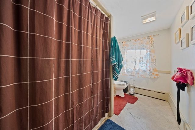 14 Foster St, Avon, MA 02322