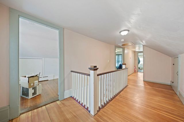 14 Foster St, Avon, MA 02322