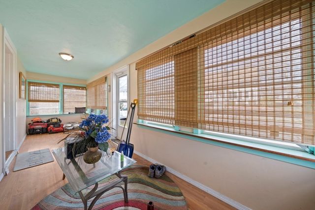 14 Foster St, Avon, MA 02322