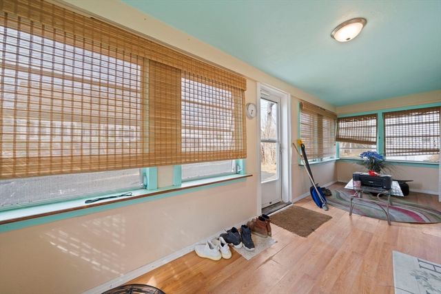 14 Foster St, Avon, MA 02322