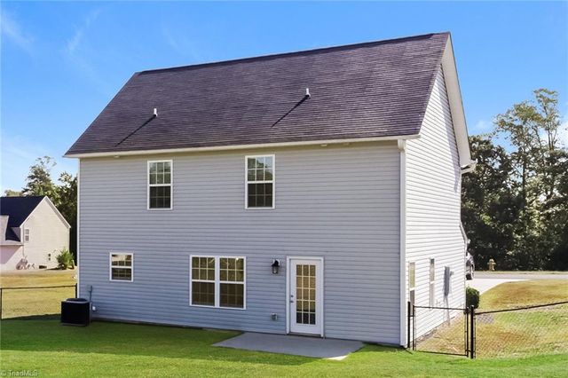 6166 Brentwood Park Drive, Rural Hall, NC 27045