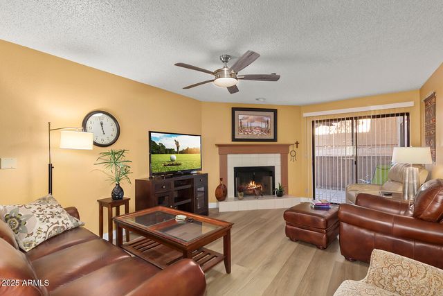 3031 N CIVIC CENTER Plaza 146, Scottsdale, AZ 85251