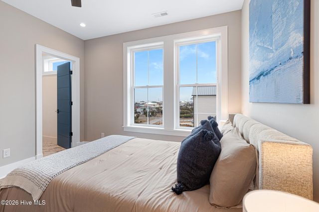 3503 Ocean Drive E, Emerald Isle, NC 28594