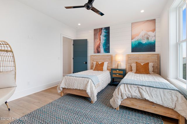 3503 Ocean Drive E, Emerald Isle, NC 28594