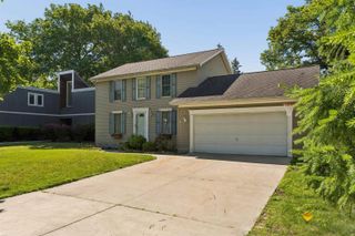 1816 S Woodland Drive, Port Huron, MI 48060