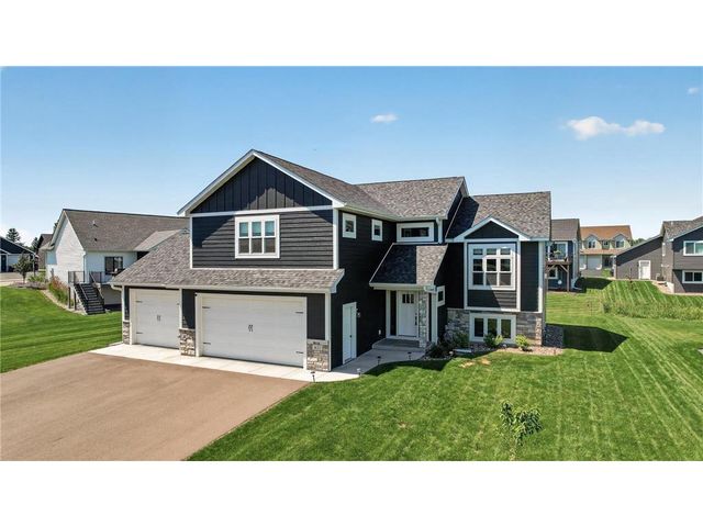 411 Westwood Drive, River Falls, WI 54022