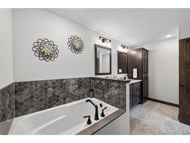 411 Westwood Drive, River Falls, WI 54022