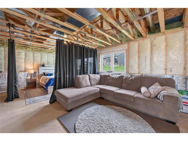 411 Westwood Drive, River Falls, WI 54022