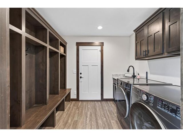 411 Westwood Drive, River Falls, WI 54022