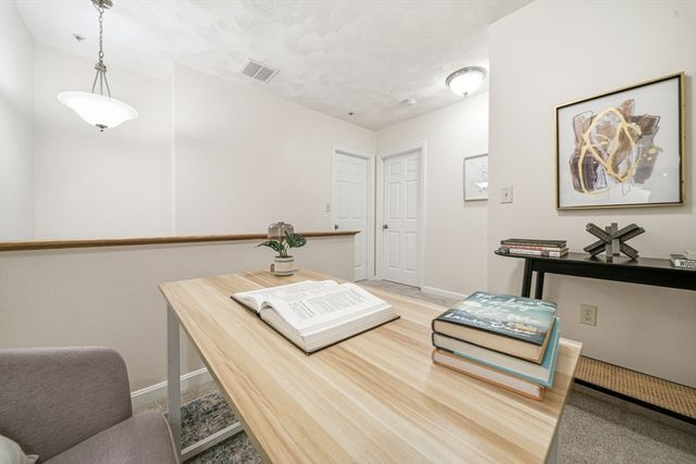 215 Harvard St 13, Medford, MA 02155