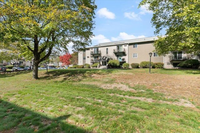 440 North Ave Apt 41, Haverhill, MA 01830