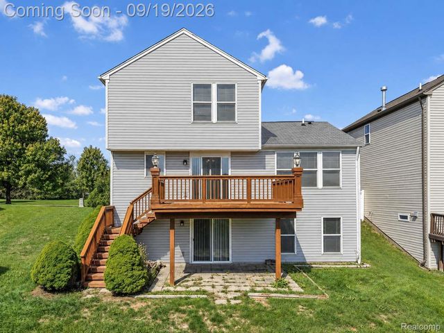 10065 Edgewater Trail, Grand Blanc Charter Township, MI 48442