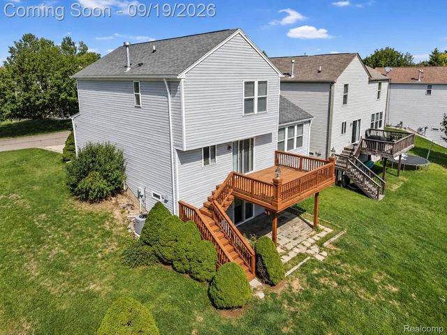 10065 Edgewater Trail, Grand Blanc Charter Township, MI 48442