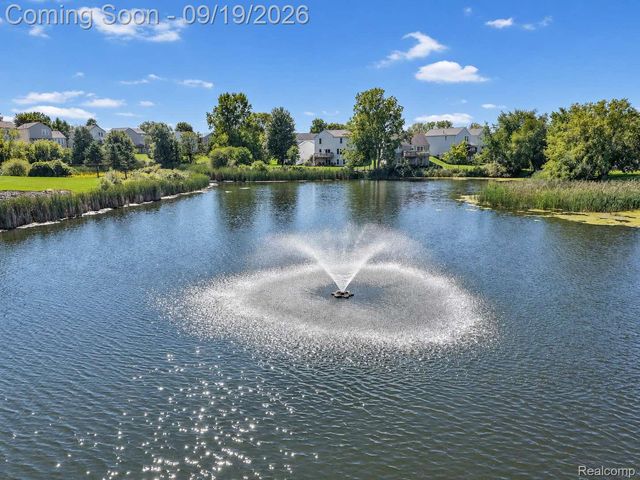 10065 Edgewater Trail, Grand Blanc Charter Township, MI 48442