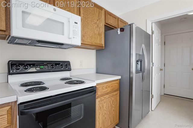 10065 Edgewater Trail, Grand Blanc Charter Township, MI 48442