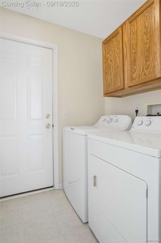 10065 Edgewater Trail, Grand Blanc Charter Township, MI 48442