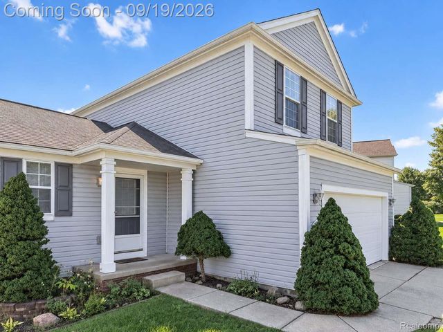 10065 Edgewater Trail, Grand Blanc Charter Township, MI 48442