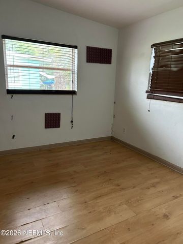 2916 BRACKRIDGE Boulevard E, Jacksonville, FL 32216