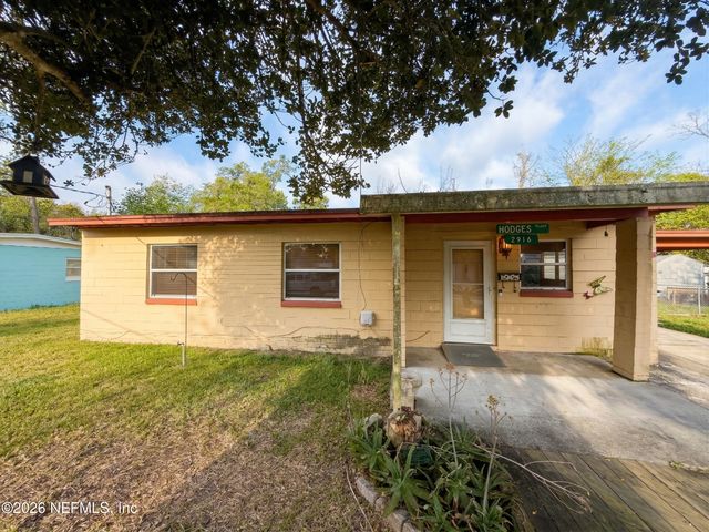 2916 BRACKRIDGE Boulevard E, Jacksonville, FL 32216