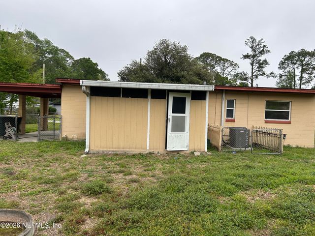 2916 BRACKRIDGE Boulevard E, Jacksonville, FL 32216
