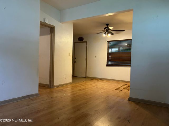 2916 BRACKRIDGE Boulevard E, Jacksonville, FL 32216