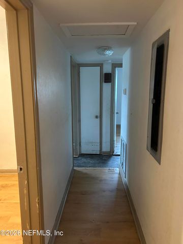 2916 BRACKRIDGE Boulevard E, Jacksonville, FL 32216