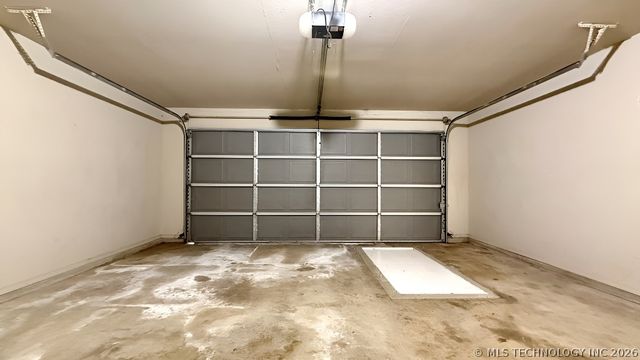 3233 S 217th East Avenue, Broken Arrow, OK 74014