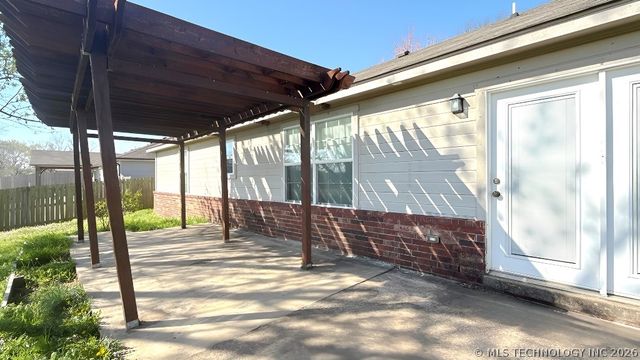 3233 S 217th East Avenue, Broken Arrow, OK 74014