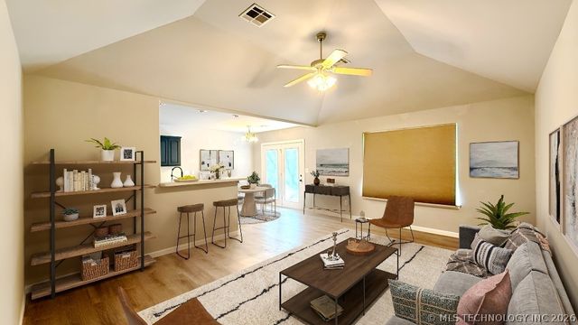 3233 S 217th East Avenue, Broken Arrow, OK 74014