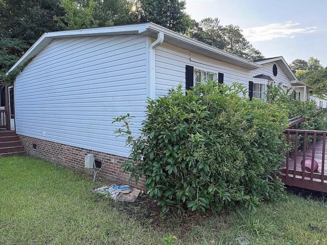 8156 Woodland Dr., Myrtle Beach, SC 29588