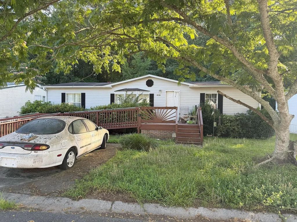 8156 Woodland Dr., Myrtle Beach, SC 29588