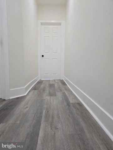 962 CARVER ST, Philadelphia, PA 19124