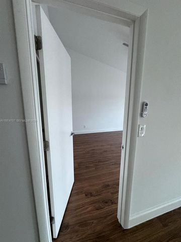 5763 Park Rd 5763, Dania Beach, FL 33312