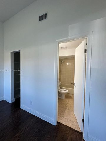 5763 Park Rd 5763, Dania Beach, FL 33312